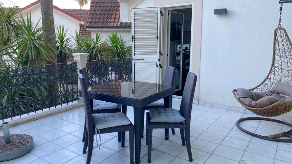 Apartments Nautica Herceg Novi Eksteriør billede
