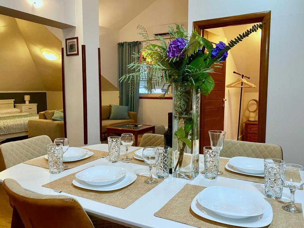 Apartments Nautica Herceg Novi Eksteriør billede